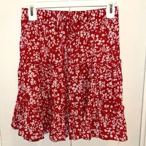 New Romwe Red with White Floral Print Flowy Loose fitting Skirt Medium NWT